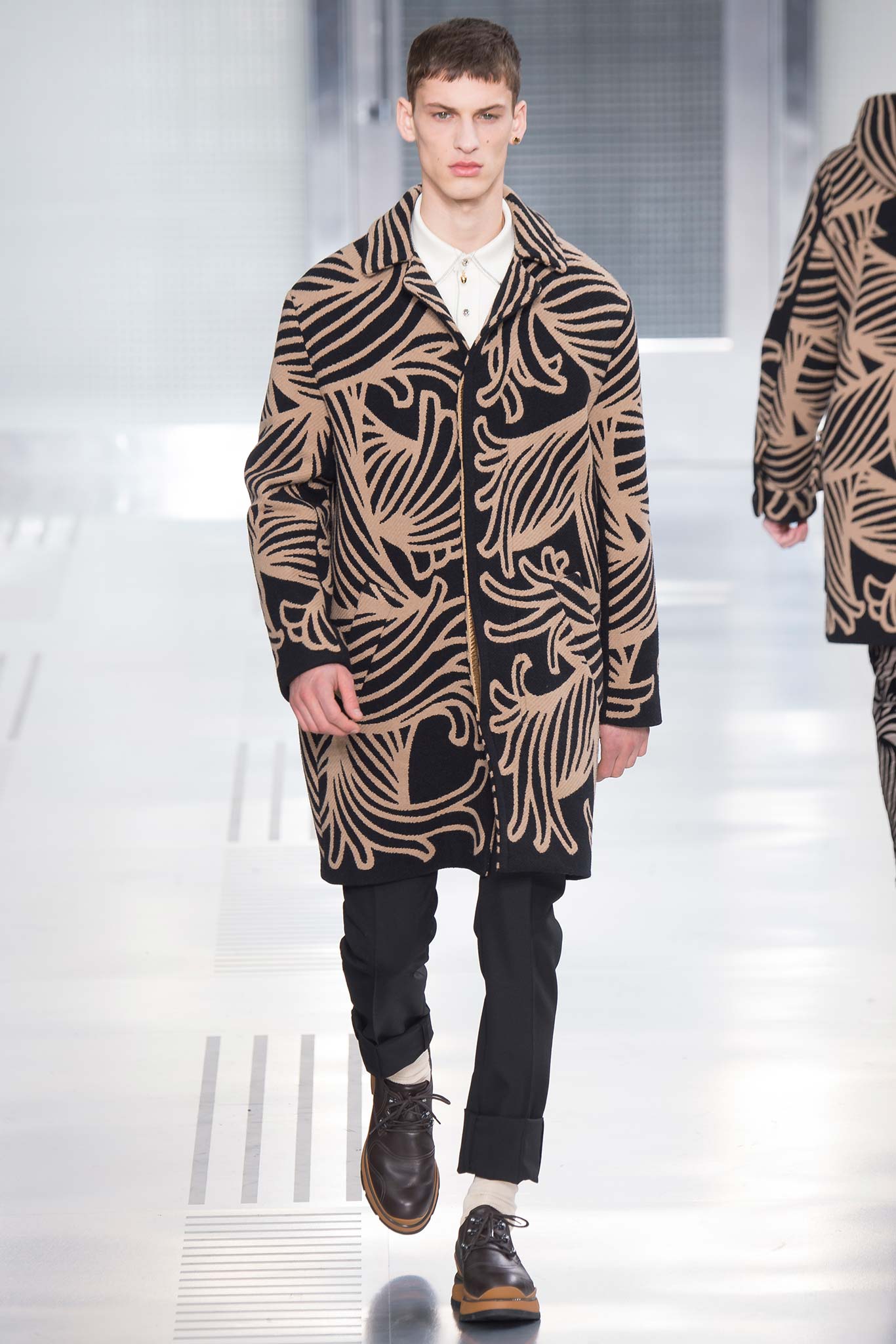 Louis Vuitton Menswear F/W 2015 Paris | GRAVERAVENS