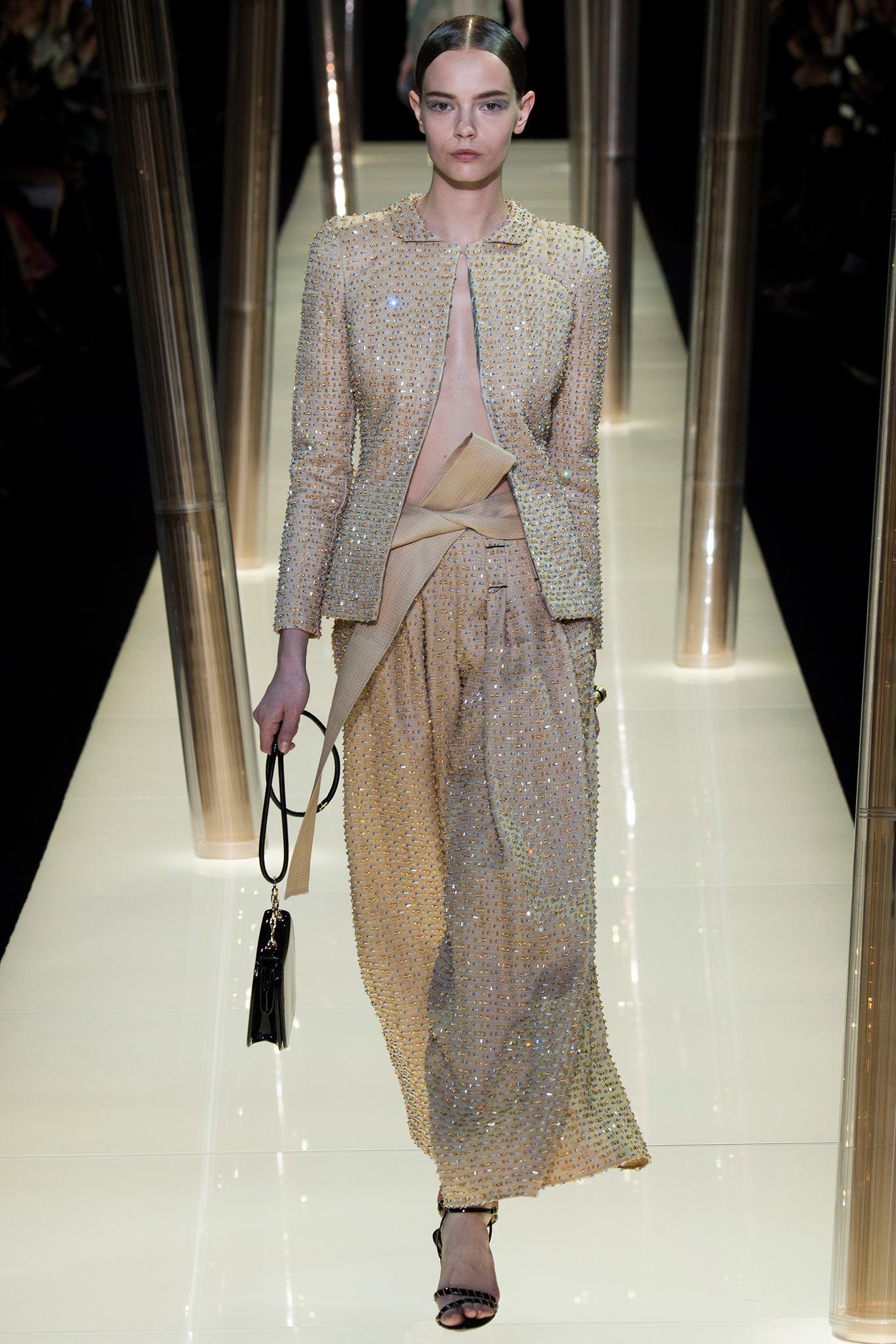 Armani Privé Haute Couture S/S 2015 Paris | GRAVERAVENS