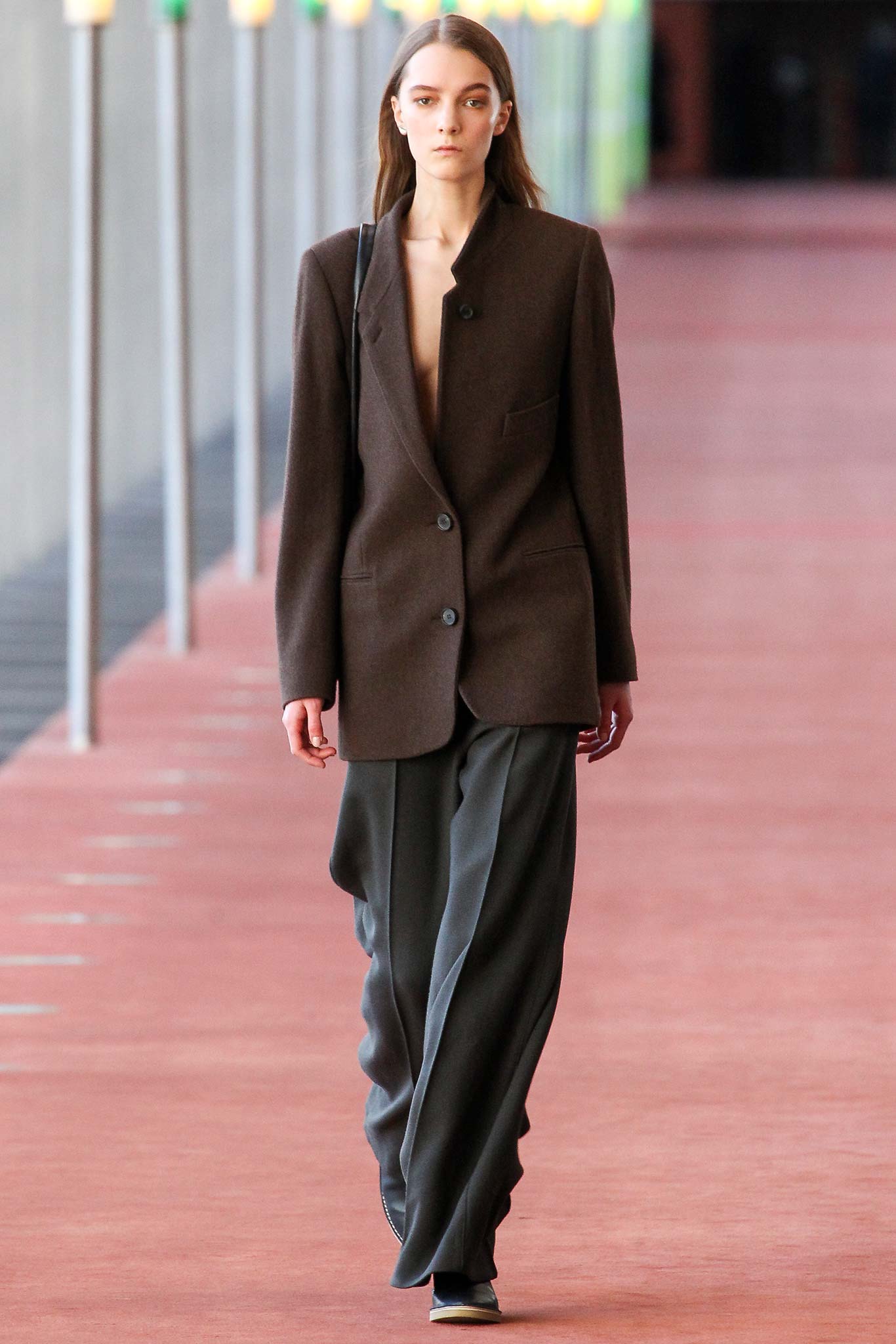Christophe Lemaire Ready to Wear F/W 2015 PFW | GRAVERAVENS