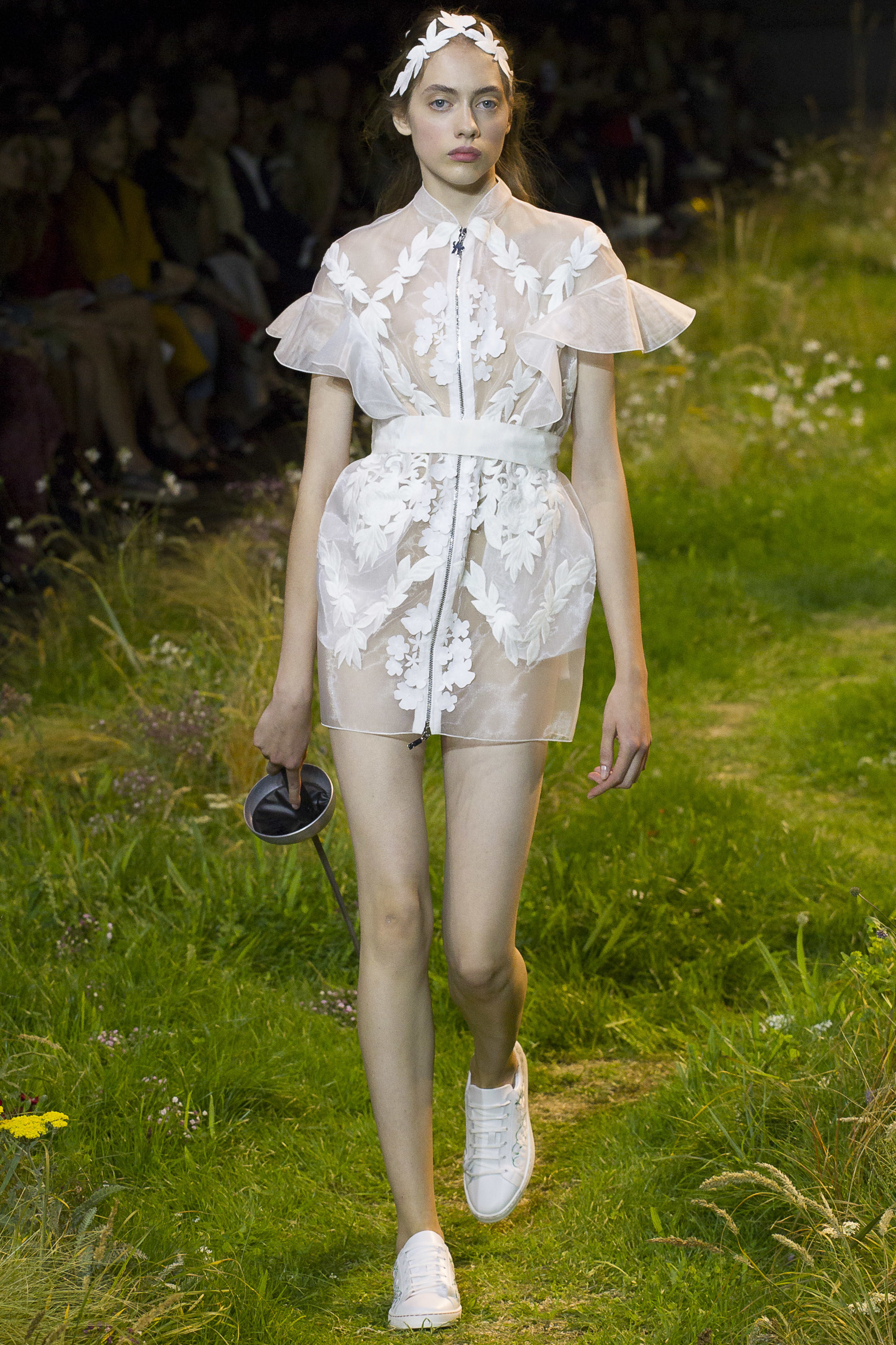 Moncler Gamme Rouge Ready To Wear S/S 2016 PFW | GRAVERAVENS