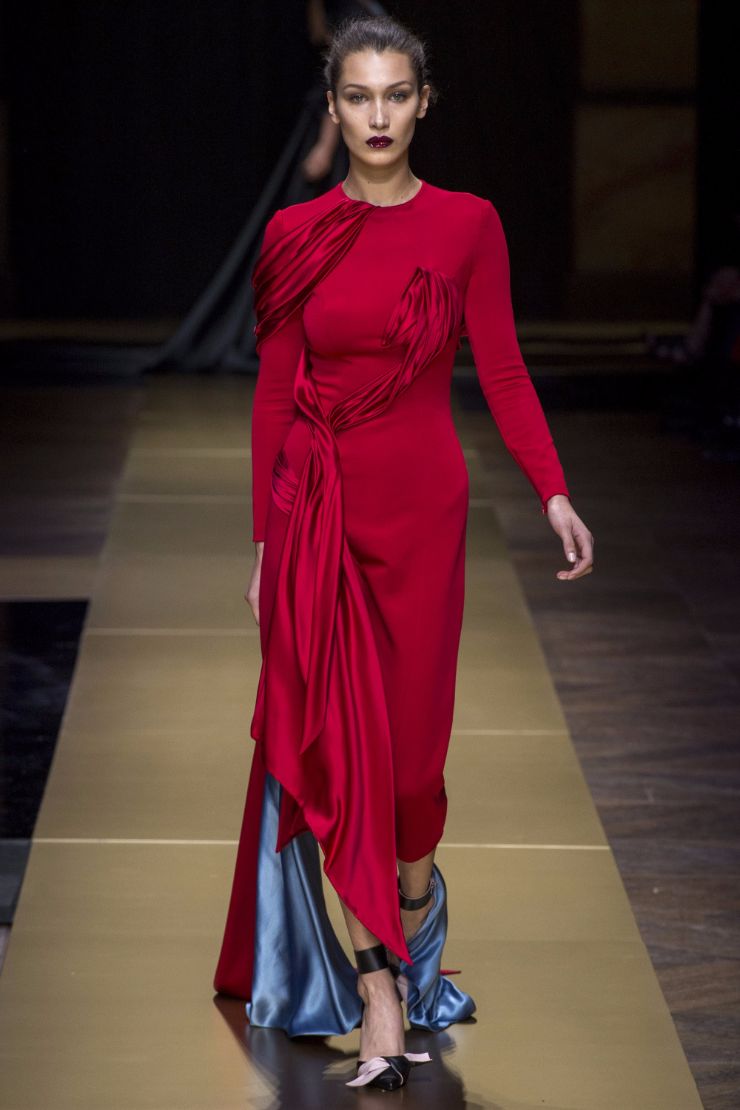 Atelier Versace Haute Couture F/W 2016 Paris | GRAVERAVENS