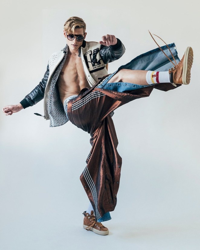 Rob Knighton by Ira Giorgetti - GRAVERAVENS